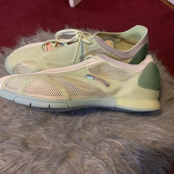 Adidas by Stella McCartney mint green w/orange - Picture 3 of 8